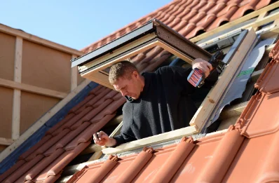 Pose de fenêtres de toit Velux à Massay